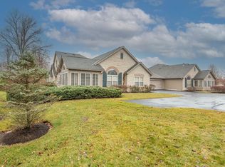 7350 Falls View Cir, Delaware, OH 43015
