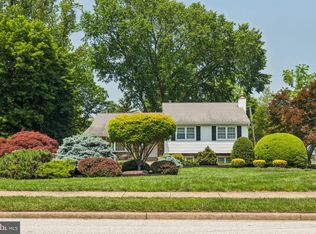 1164 Lindsay Ln, Rydal, PA 19046