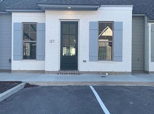 127 Rue Argenteuil Rd #127, Lafayette, LA 70506