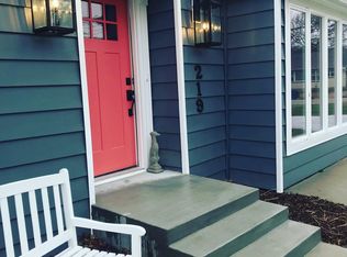 219 N Locust St, Eldon, MO 65026