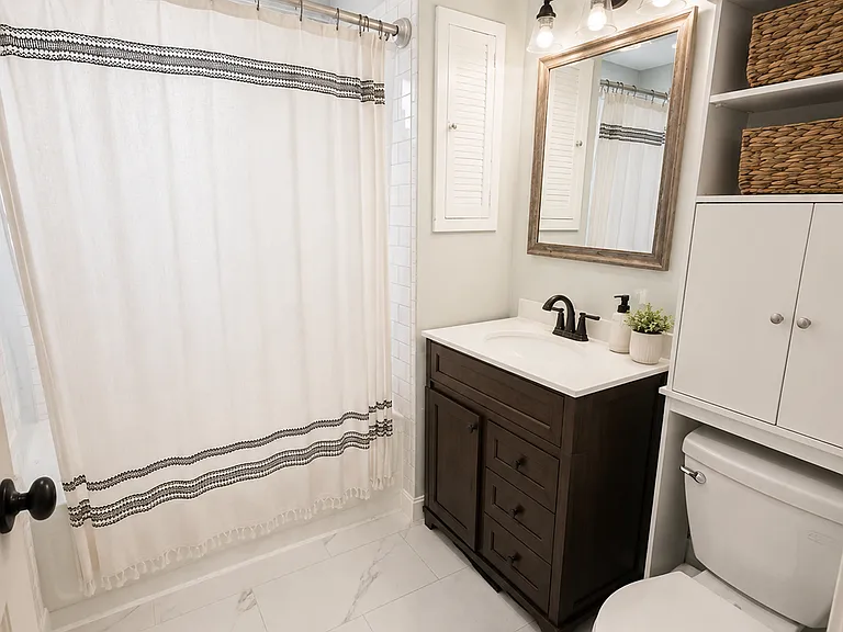 1103 Somerville St #1 — Photo 3