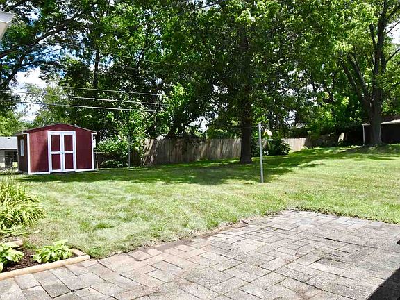 2nd image of 410 Fairview Ave