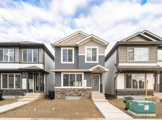 9566 Carson Bnd SW, Edmonton, AB T6W5H6