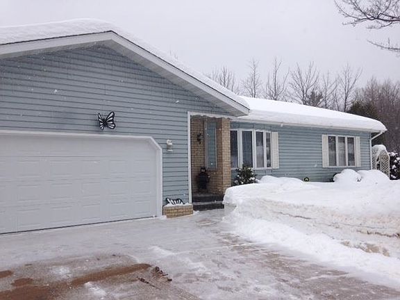 3rd image of 1221 Sherman St