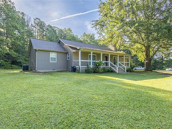 2nd image of 2553 Daniel Rd