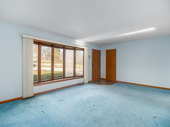 4th image of 8635 W 93rd Pl
