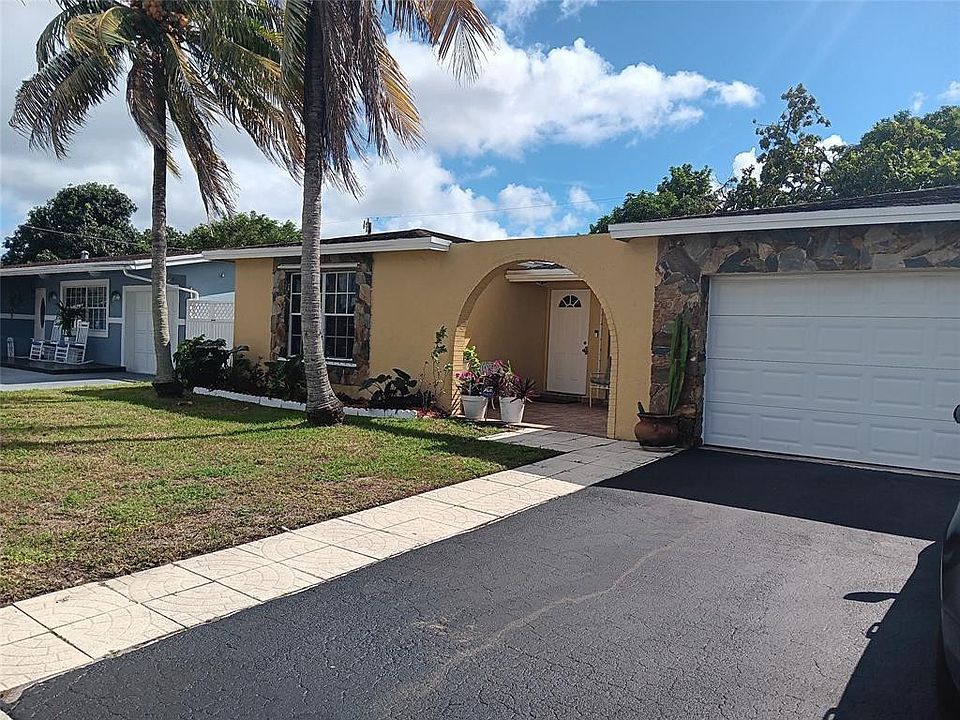 1st image of 8480 NW 28th Place