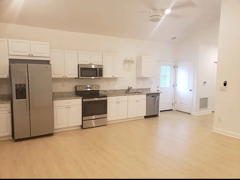 4101 Poe Pl — Photo 4