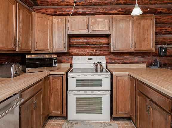 4th image of 3293 Lineman Ave