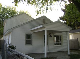 136 Nancy St SE, Kentwood, MI 49548