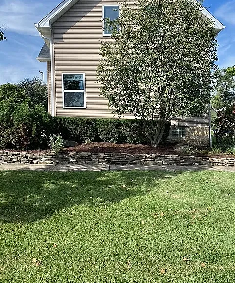 1251 Elizabeth St #2 — Photo 3