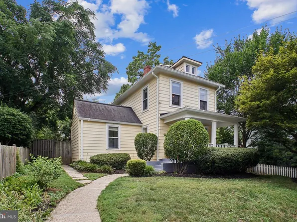 3610 22nd St N, Arlington, VA 22207