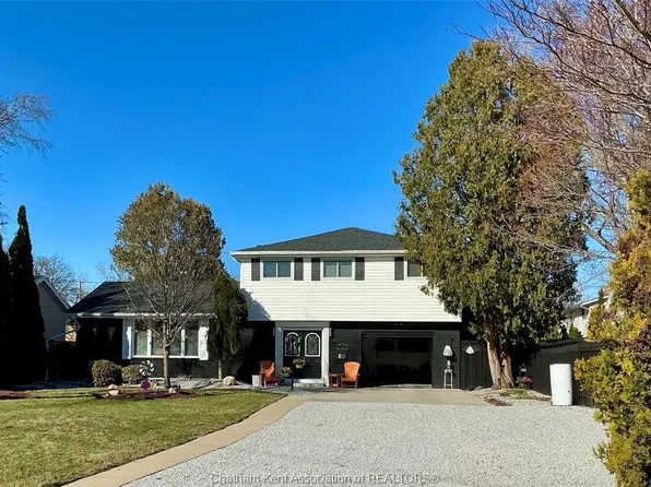 5 Phyllis Ave, Chatham Kent, ON N7M 3B8