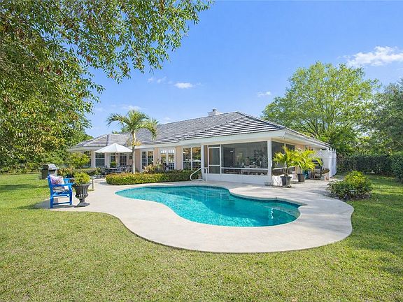 2nd image of 5705 Glen Eagle Ln