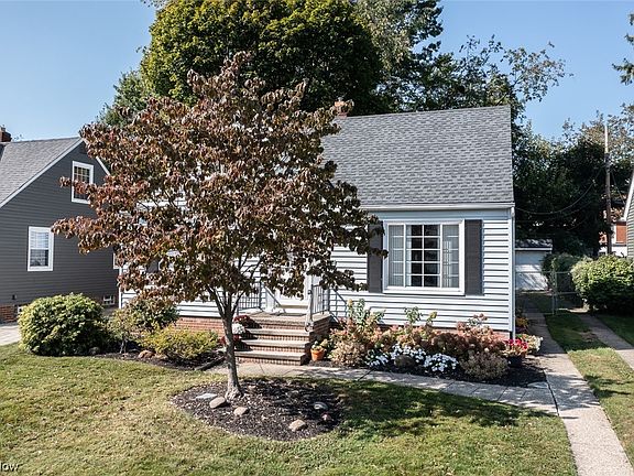 4th image of 2238 Adeline St