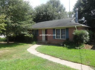 24 Amy Ln, Taylors, SC 29687