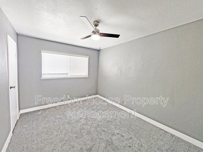 5409 Mountain View Dr — Photo 12