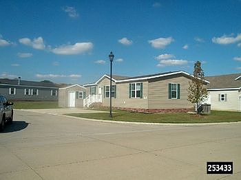 253433X-1.jpg