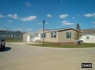 57460 Old Red Ln, New Haven, MI