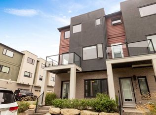 218 Sherwood Sq NW #601, Calgary, AB T3R 0Y2