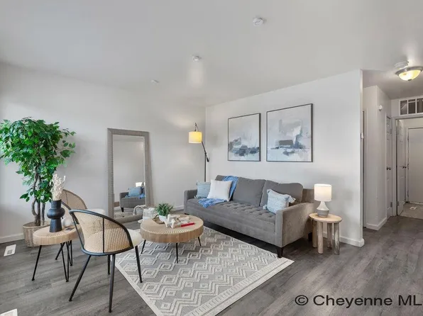511 W 6th St, Cheyenne, WY 82007