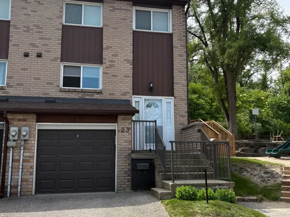52 Adelaide St #23, Barrie, ON L4N 3T5
