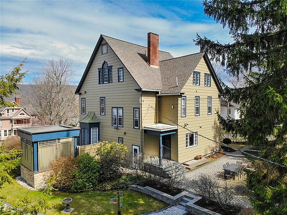 3rd image of 96 E 4th St