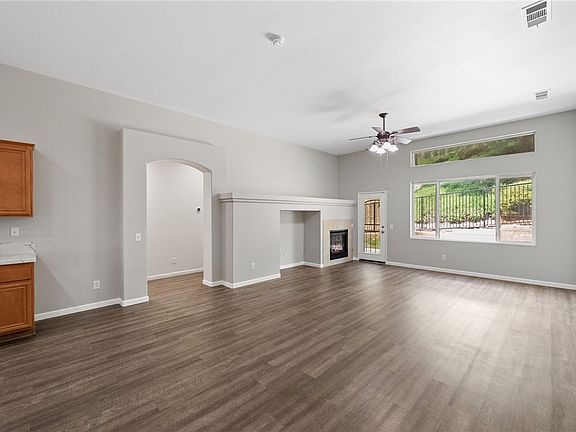 3rd image of 24898 Sunset Vista Ave #24898