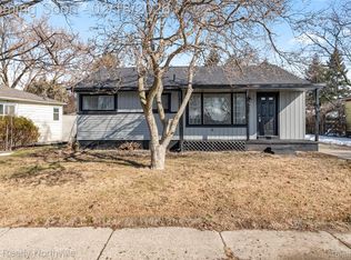 4675 Julius Blvd, Westland, MI 48186