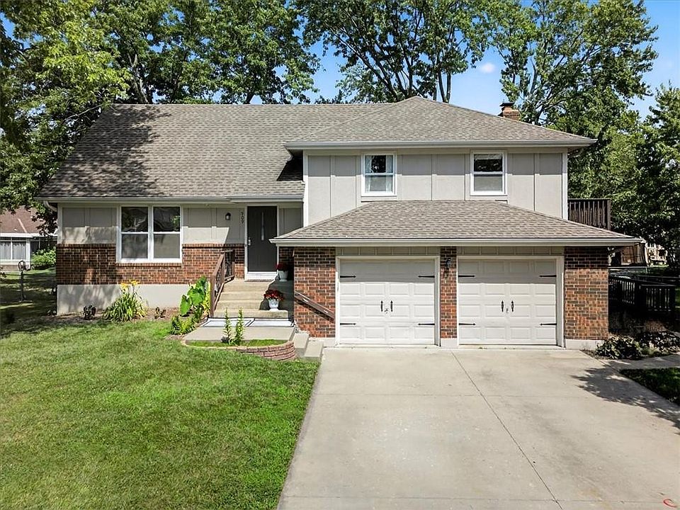 1st image of 509 SE Bayberry Ln