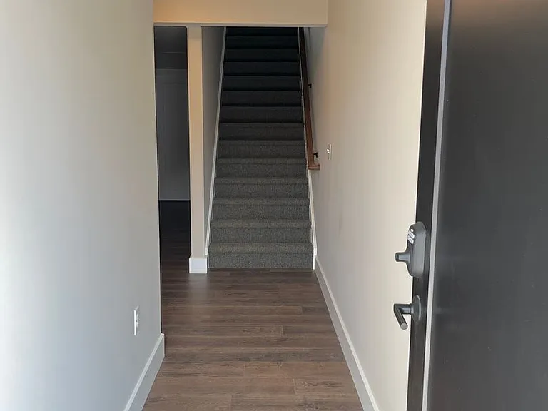 13-23 Philadelphia Ave — Photo 26