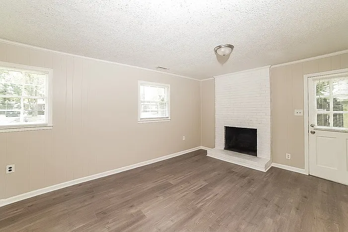 711 Shellhabour Blvd — Photo 2