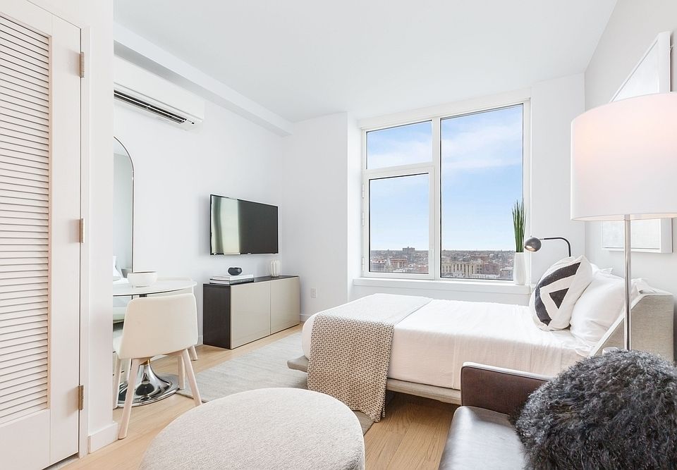 1st image of 123 Linden Blvd APT 13M
