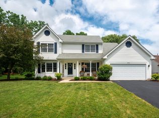 6960 Bradley Dr, Gurnee, IL 60031