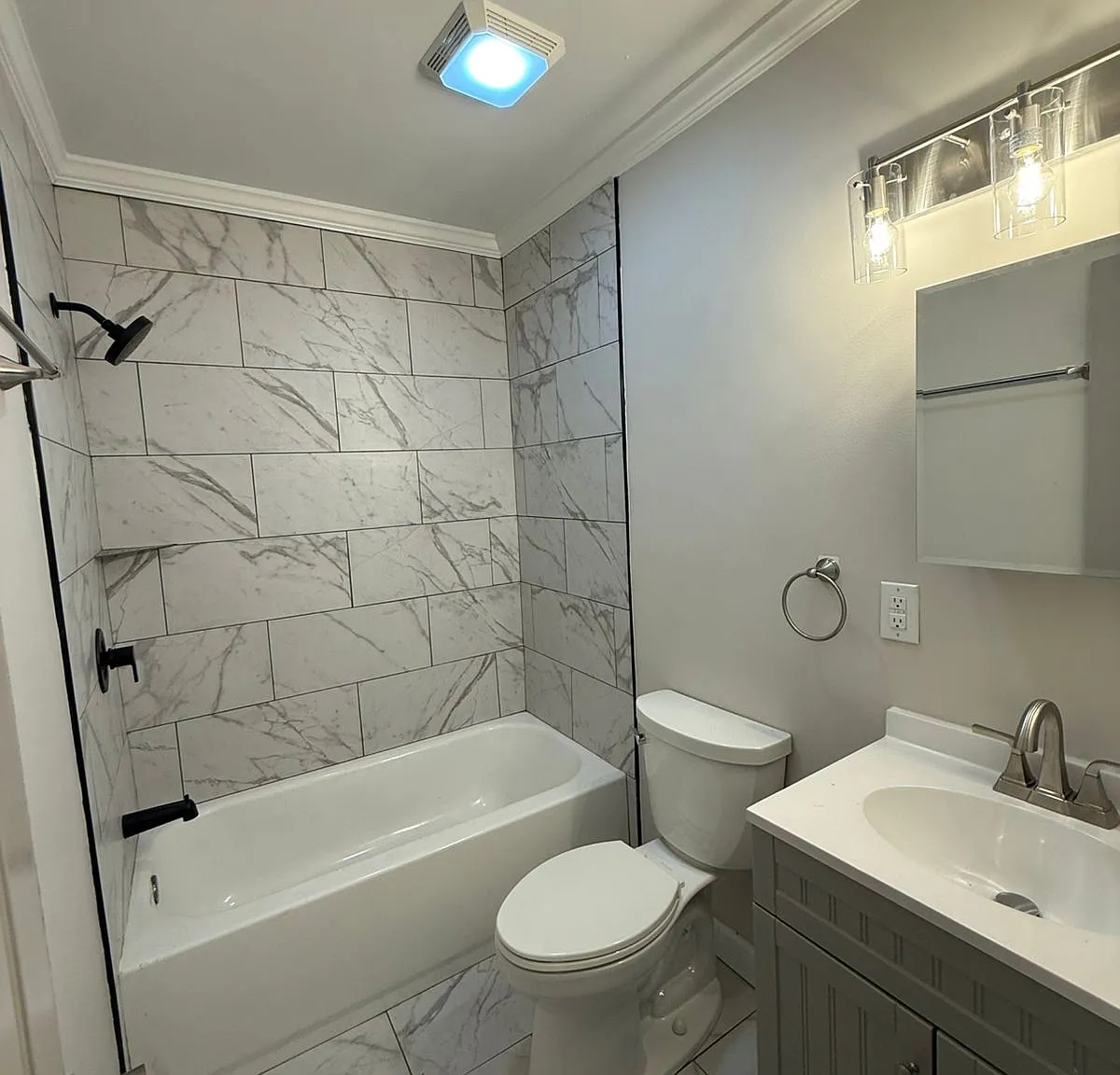 2 bed, 703 sqft, $1,100 — Photo 4