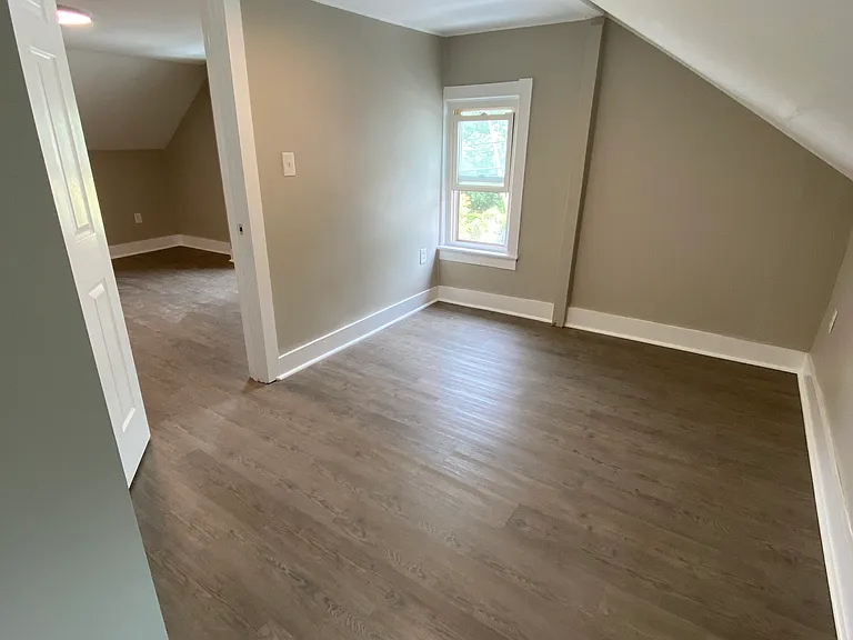 944 Sullivan St #2 — Photo 17