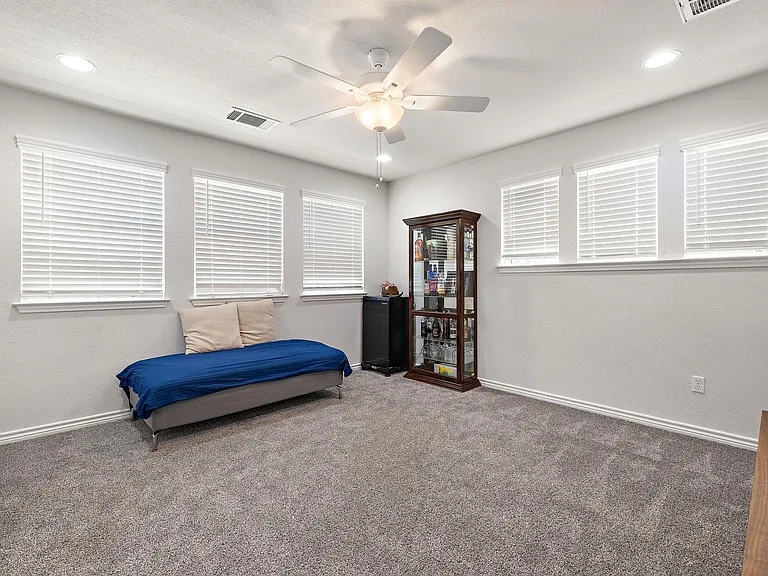 109 Broken Oak Dr — Photo 21