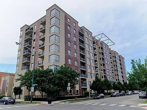 100 N Hermitage Ave Photo 1