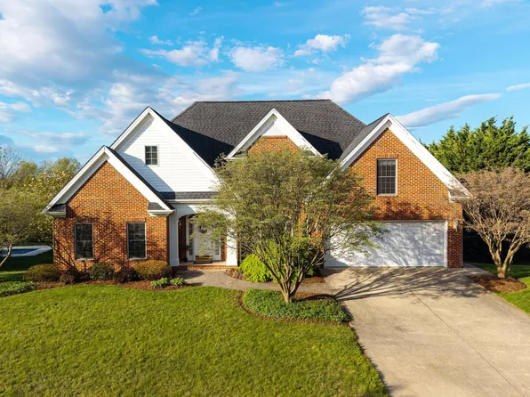 3029 Brookstone Dr, Harrisonburg, VA 22801