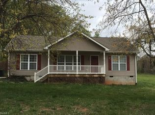1733 Brittany Ridge Dr, Kernersville, NC 27284