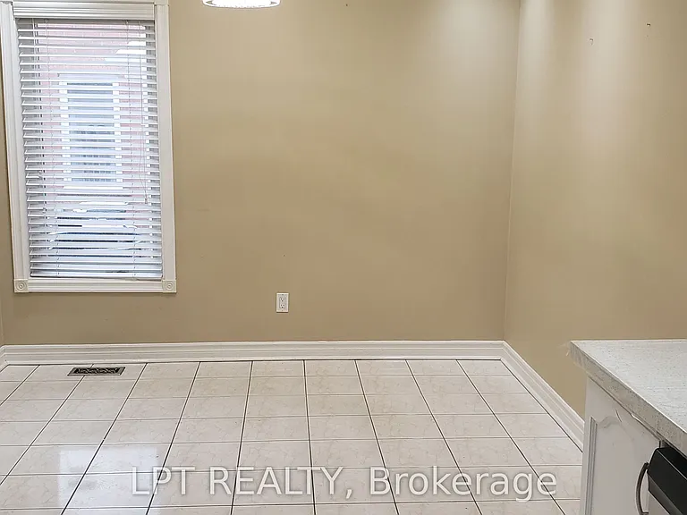 81 Shady Pine Cir — Photo 12