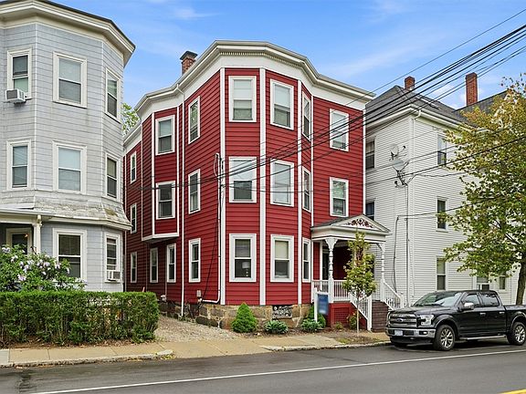 2nd image of 166 Chestnut St #1