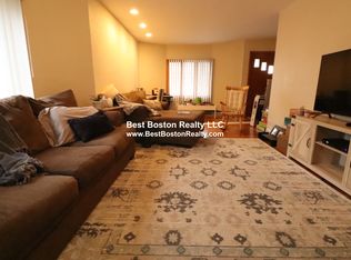 1 Vassar St #1, Medford, MA 02155
