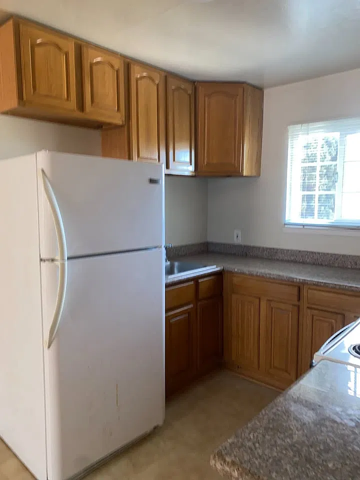 1 bed, 700 sqft, $1,950 — Photo 3