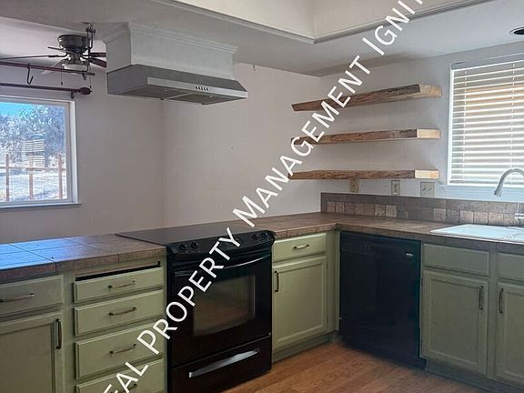2nd image of 6446 NW Lynch Ln
