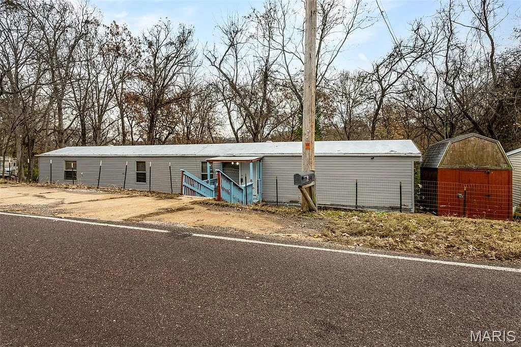 3110 E Romaine Creek Rd photo 1