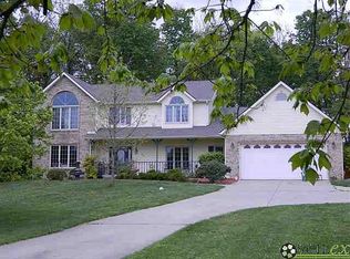 4010 Highview Way, Columbus, IN 47203