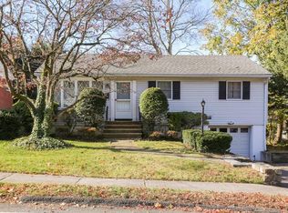 21 Bauer St, Tappan, NY 10983
