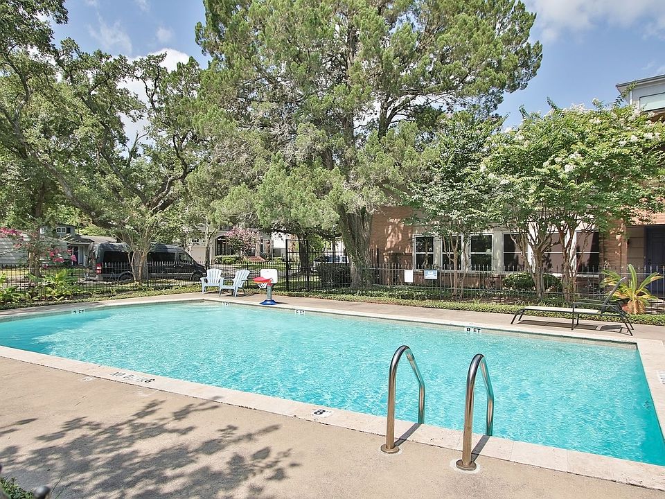 1st image of 4018 Blue Bonnet Blvd APT D