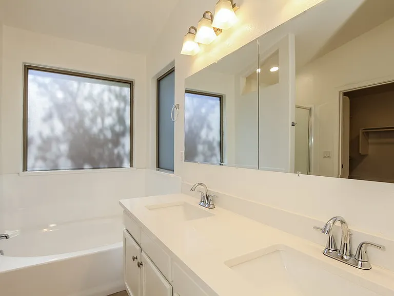 25832 N 66th Dr — Photo 10